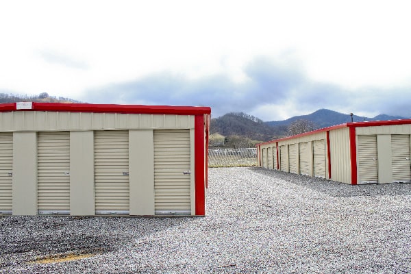 waynesville storage units